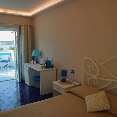 Гостевой дом Santa Margherita - Chiaiolella Прочида