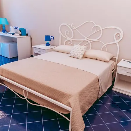 Santa Margherita - Chiaiolella * Procida