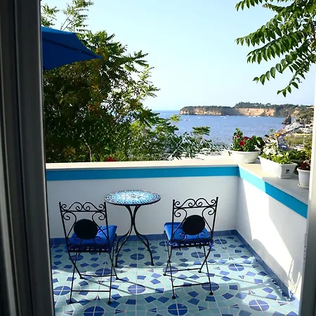 Santa Margherita - Chiaiolella * Procida