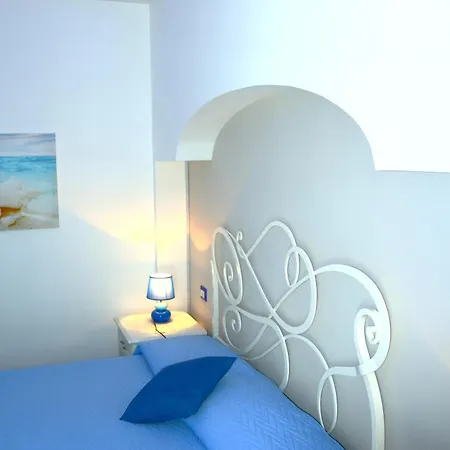 Santa Margherita - Chiaiolella * Procida